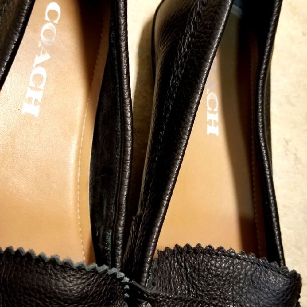 COACH Black Pebbled Leather Loafers Flats METAL LOGO 6.5. Rubber Sole. - Picture 3 of 5